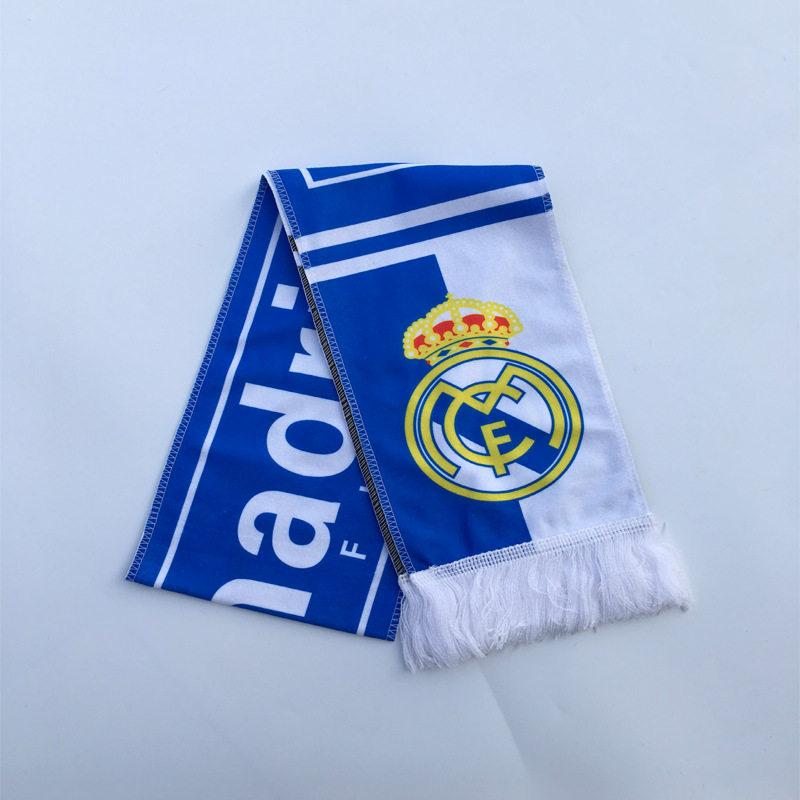 Real Madrid CF Fan Neck Scarf - Knitted
